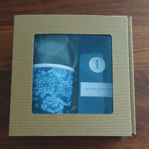 Tee Geschenkset mit Tasse & Kräutertee
